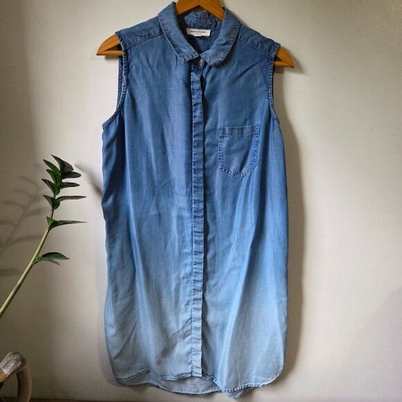 EUC BEACHLUNCHLOUNGE COLLECTION CHAMBRAY SLEEVELESS GRADIENT BUTTONED DRESS SZ L - Picture 1 of 16